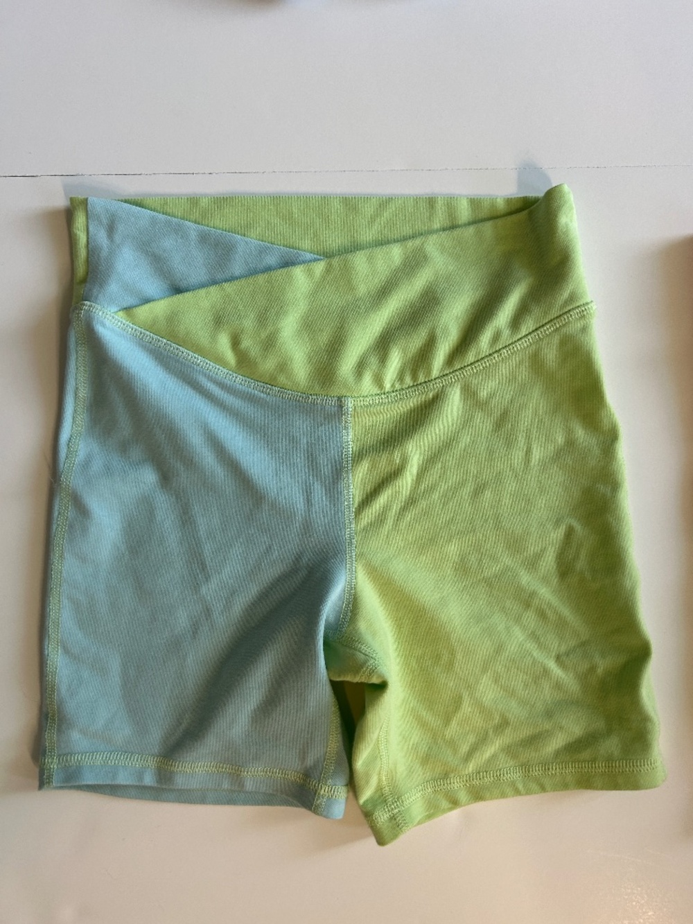 Old Navy 2-tone Flare shorts